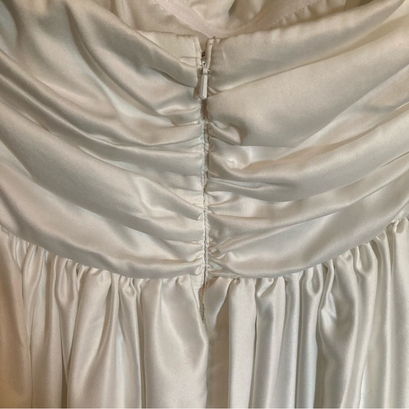 NWT Maya Deluxe Off-The-Shoulder White Ruched Dress - Picture 9 of 15